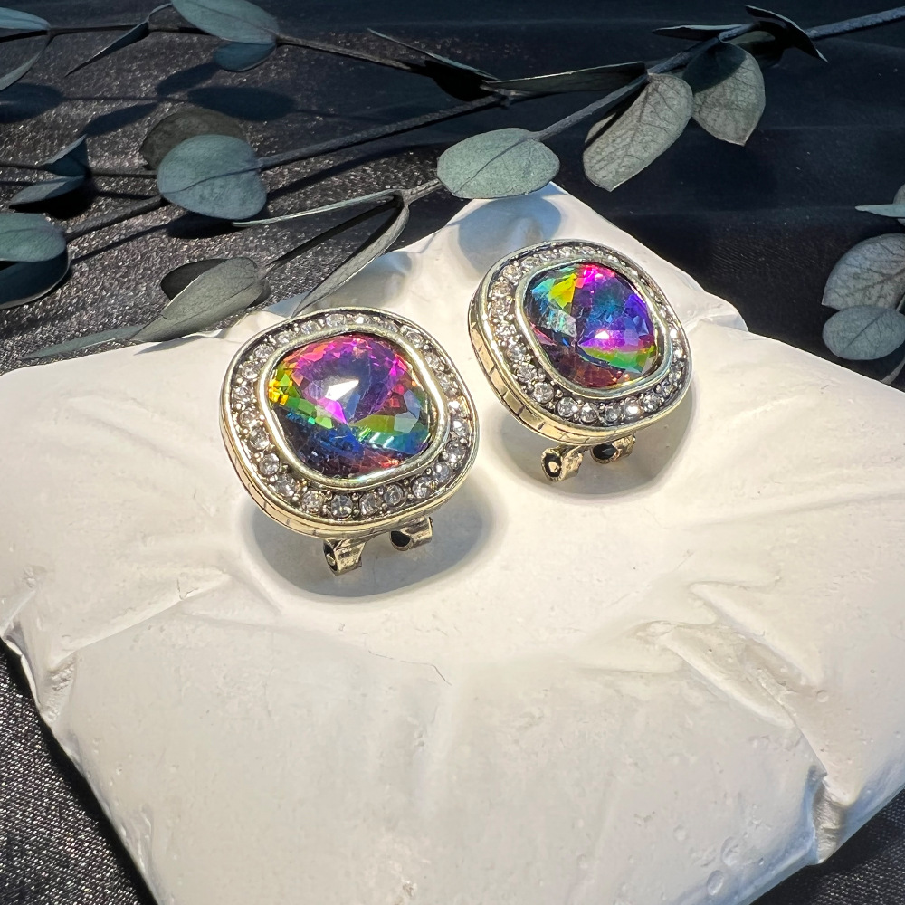 Boucles d'oreilles clous carré - Diamond Stud Earrings avis et prix