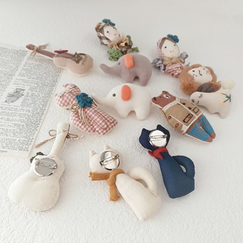 Broche artisanale en coton et  - Vintage Brooch Pin avis et prix