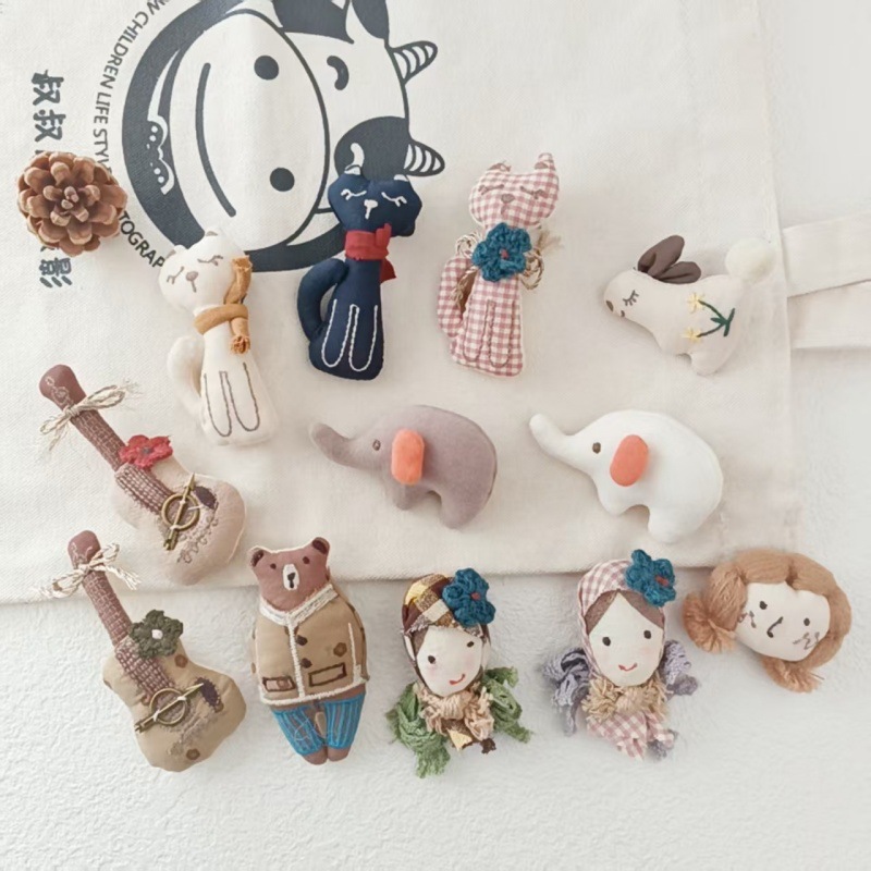 Broche artisanale en coton et  - Vintage Brooch Pin avis et prix