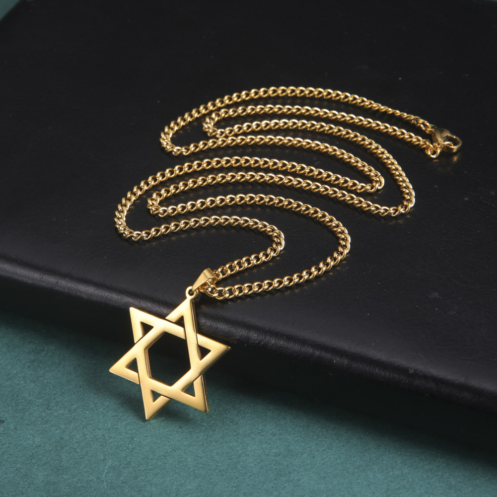 Collier pendentif étoile de Da - Jewelry & Watches Bench avis et prix